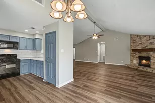8406 Woodland Willows Dr, Houston, TX 77083 - Photo 13