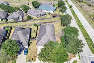 5643 Walnut Glen Ln, Rosenberg, TX 77471 - Photo 9