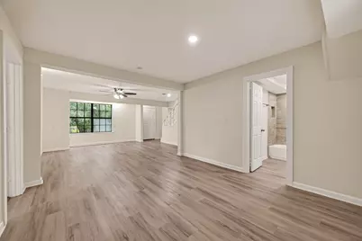 2103 Bayou Drive, Lake Jackson, TX 77566 - Photo 11