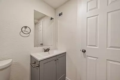 2103 Bayou Drive, Lake Jackson, TX 77566 - Photo 25