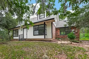 2103 Bayou Dr, Lake Jackson, TX 77566 - Photo 3