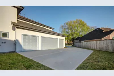 3923 Forbesbury Drive, Houston, TX 77084 - Photo 7