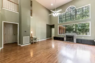 1002 Amesbury Ct, Huntsville, TX 77340 - Photo 3