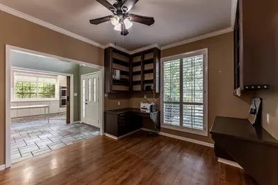 1002 Amesbury Court, Huntsville, TX 77340 - Photo 9