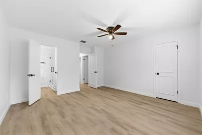 9607 Kemp Forest Drive, Houston, TX 77080 - Photo 19