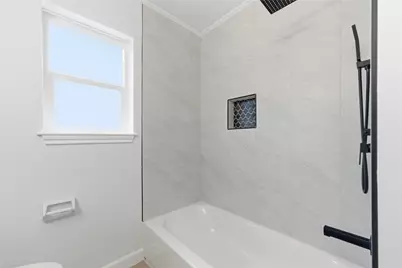 9607 Kemp Forest Drive, Houston, TX 77080 - Photo 15