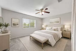 9915 Towne Tower Ln, Sugar Land, TX 77498 - Photo 9