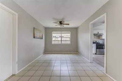 9915 Towne Tower Lane, Sugar Land, TX 77498 - Photo 5