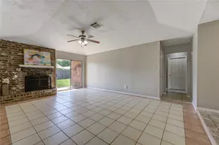 9915 Towne Tower Ln, Sugar Land, TX 77498 - Photo 3