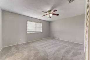 9915 Towne Tower Ln, Sugar Land, TX 77498 - Photo 17