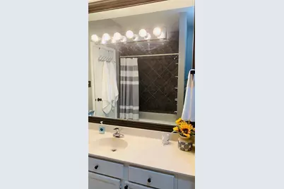 3100 Walnut Bend Lane #309, Houston, TX 77042 - Photo 11