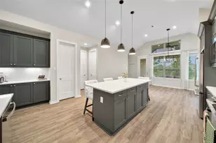 10235 Bayou Oaks Dr, Conroe, TX 77385 - Photo 19