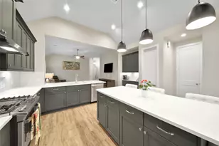 10235 Bayou Oaks Dr, Conroe, TX 77385 - Photo 15