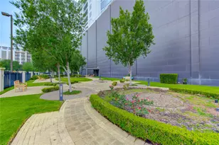 2727 Kirby Dr, Houston, TX 77098 - Photo 25