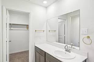 1015 Serena Dr, Dallas, TX 75253 - Photo 21