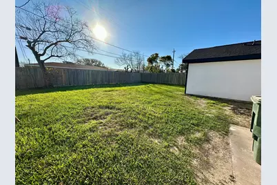 10 Gulf Lane, Galveston, TX 77550 - Photo 21