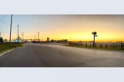 10 Gulf Lane, Galveston, TX 77550 - Photo 29
