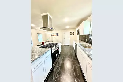 10 Gulf Lane, Galveston, TX 77550 - Photo 5
