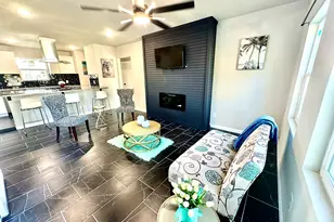 10 Gulf Ln, Galveston, TX 77550 - Photo 1