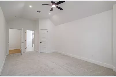 5547 Honor Drive, Houston, TX 77041 - Photo 33