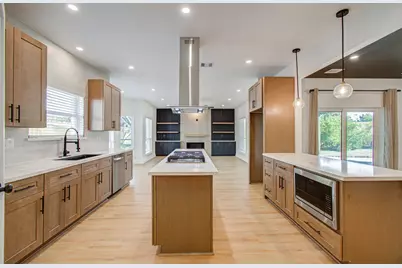 5547 Honor Drive, Houston, TX 77041 - Photo 13