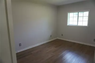 8418 Colonial Lane Lane, Houston, TX 77051 - Photo 15