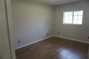 8418 Colonial Ln Ln, Houston, TX 77051 - Photo 15