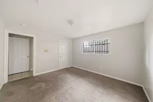 7410 Antoine Dr, Houston, TX 77088 - Photo 5