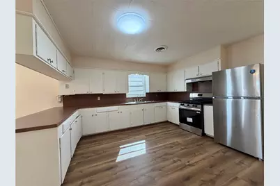703 W 4th Street, Freeport, TX 77541 - Photo 5