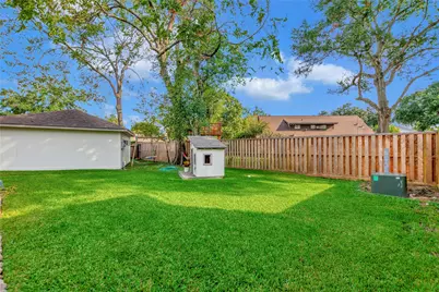 18623 Prince William Lane, Houston, TX 77058 - Photo 41