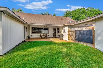 18623 Prince William Lane, Houston, TX 77058 - Photo 43
