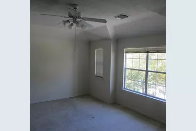 199 W Stedhill Loop, The Woodlands, TX 77384 - Photo 9