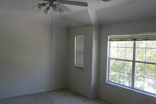 199 W Stedhill Loop, The Woodlands, TX 77384 - Photo 9