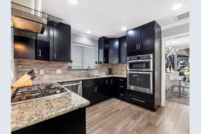 12539 Honeywood Trail, Houston, TX 77077 - Photo 13