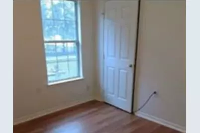 1131 W Front Street, Sealy, TX 77474 - Photo 11