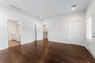 247 Green Blvd, Shenandoah, TX 77384 - Photo 31