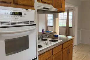 9202 Carvel Ln, Houston, TX 77036 - Photo 7