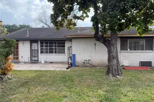 9202 Carvel Ln, Houston, TX 77036 - Photo 21