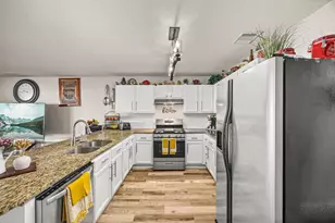 11750 Abby Ridge Way, Houston, TX 77044 - Photo 9