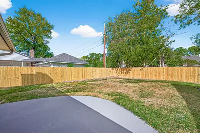 11506 Colonial Trail Drive, Houston, TX 77066 - Photo 39