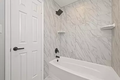 11506 Colonial Trail Drive, Houston, TX 77066 - Photo 37