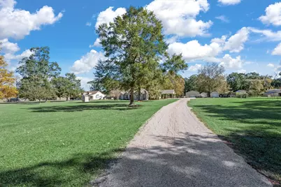 10205 Fostoria Road, Cleveland, TX 77328 - Photo 3