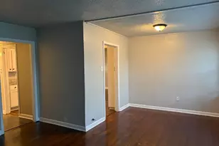 5818 Glenhurst Dr, Houston, TX 77033 - Photo 5