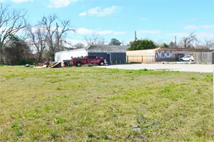 10013 W Montgomery Rd, Houston, TX 77088 - Photo 1