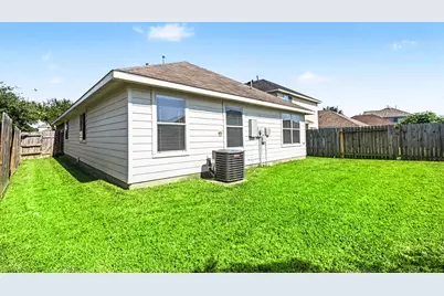 13923 Marners Court, Houston, TX 77014 - Photo 19