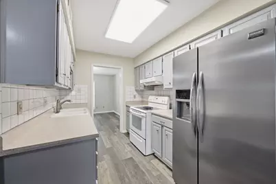 14250 Misty Meadow Lane, Houston, TX 77079 - Photo 9