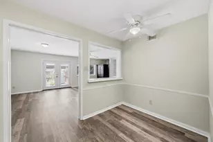14250 Misty Meadow Ln, Houston, TX 77079 - Photo 7
