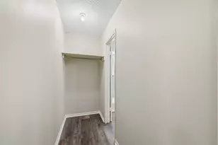 14250 Misty Meadow Ln, Houston, TX 77079 - Photo 15