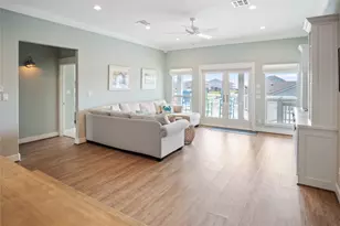 973 Sea Breeze, Crystal Beach, TX 77650 - Photo 15