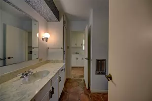 687 Bending Oaks Dr, Bellville, TX 77418 - Photo 7